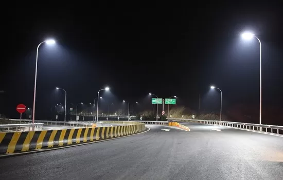 den-led-duong