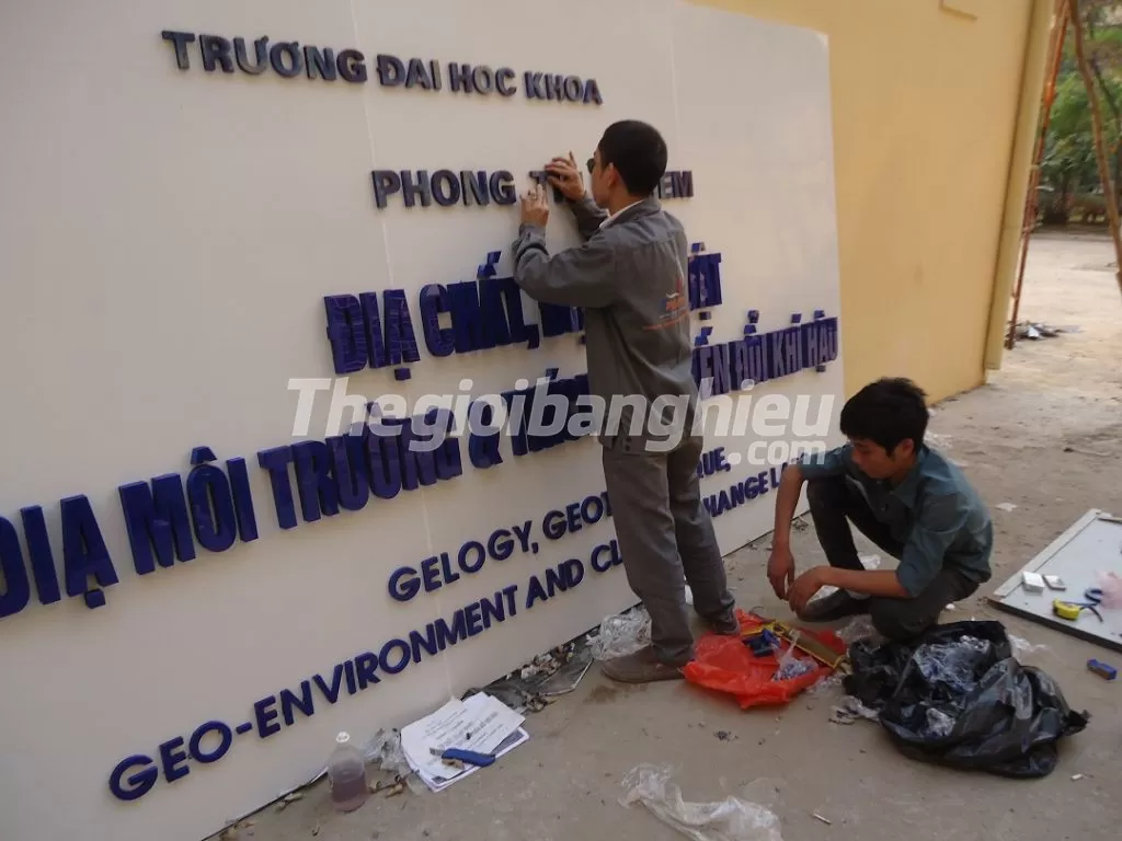 Thiết kế – thi công bảng hiệu