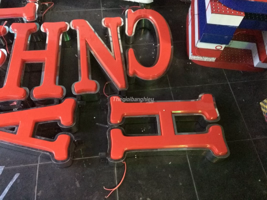 Thiết kế – thi công bảng hiệu