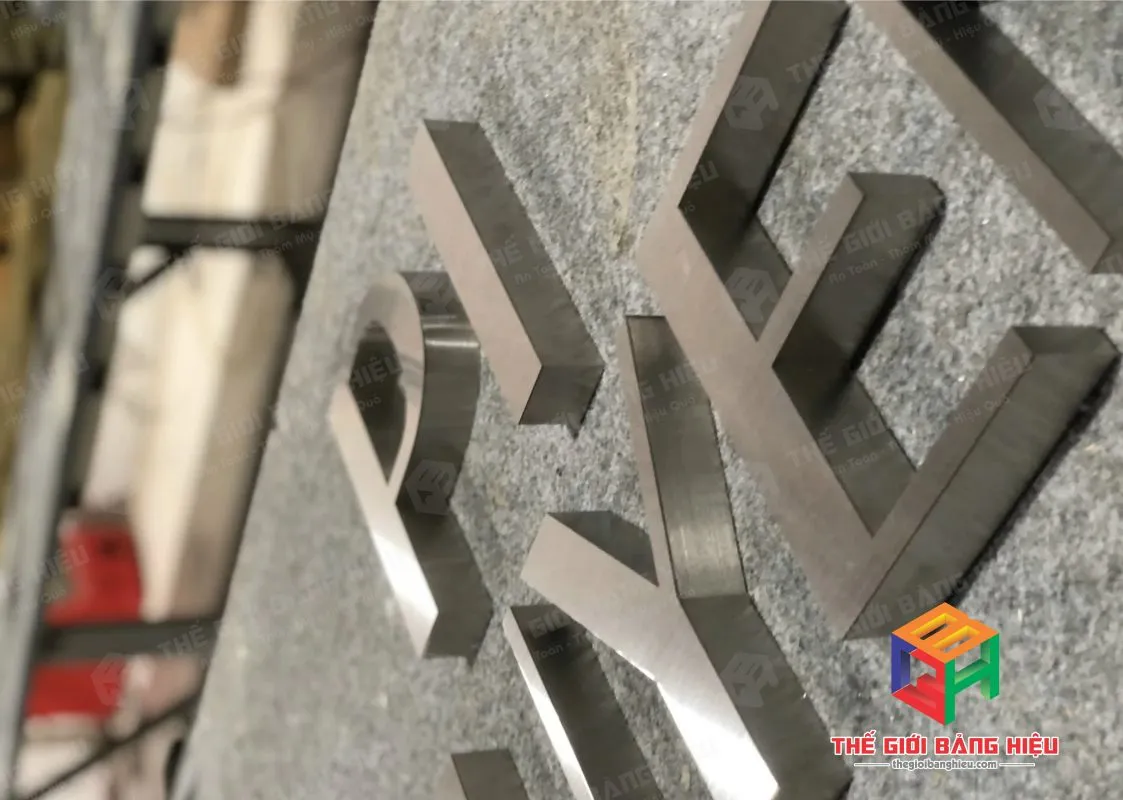 Thiết kế – thi công bảng hiệu
