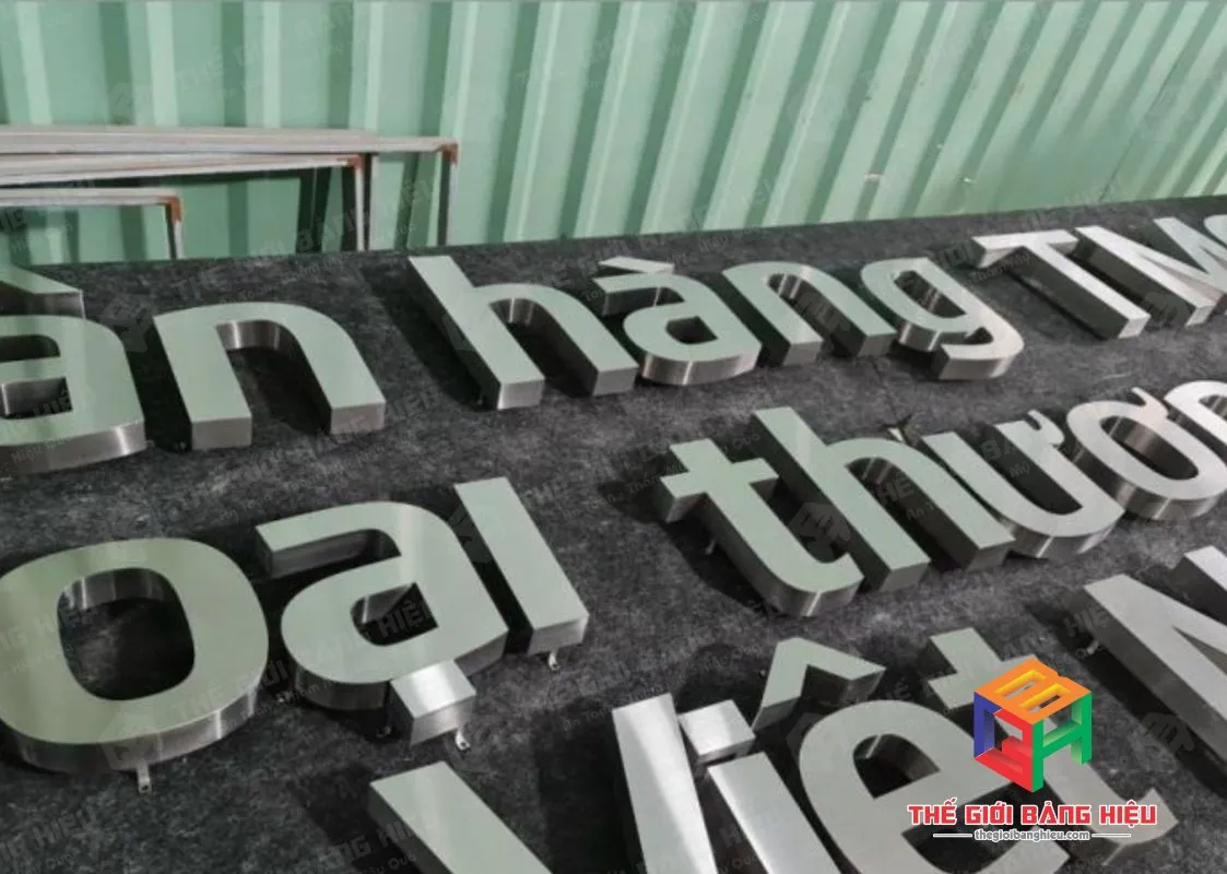 Thiết kế – thi công bảng hiệu