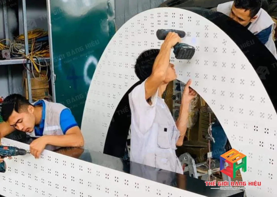 Thiết kế – thi công bảng hiệu